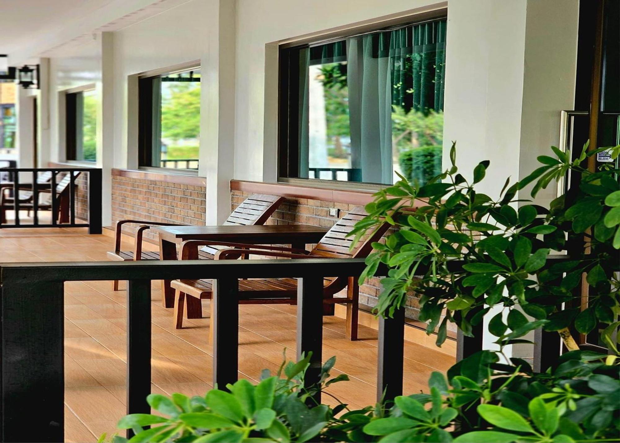 Sanaepatan Home Resort - เสน่ห์ป่าตาล โฮม รีสอร์ต Ban Buak Khang Экстерьер фото